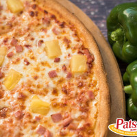 Pats Pizzeria food