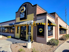 Buffalo Wild Wings inside