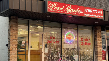 Pearl Garden outside