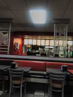 Carl's Jr. inside