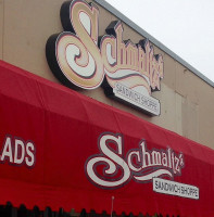 Schmaltz's Sandwich Shoppe food