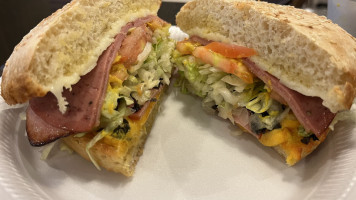 Schmaltz's Sandwich Shoppe food