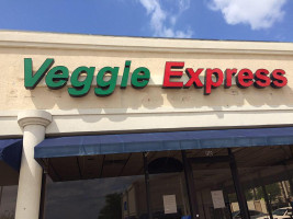 Veggie Express outside