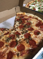 Frank's Pizzeria food