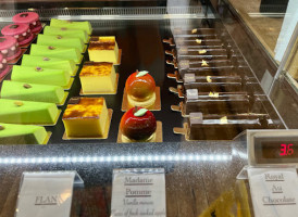 Caramel French Patisserie food