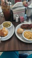 Little Kountry Kitchen food