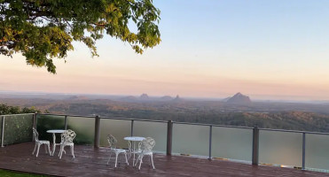 Tranquil Park Maleny inside