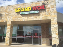 Grand Wok food