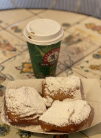 Café Beignet food