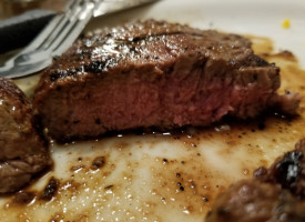 Heitmiller Steakhouse food