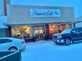 Frannie's Cafe outside