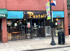 Pastoli's Pizza, Pasta Paisans outside