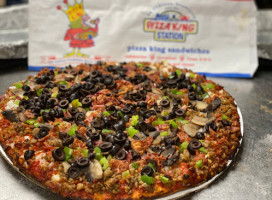 Battle Ground Pizza King food