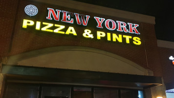 New York Pizza Pints inside