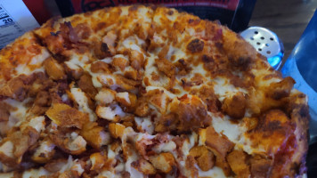 Chicho's Pizza Greenbrier food