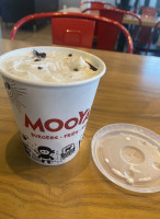 Mooyah Burgers, Fries Shakes food