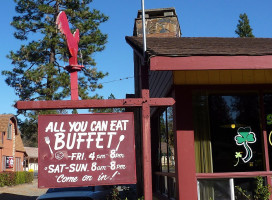 Cozy Diner And Grill inside