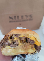 Nilly's Burgers food