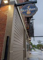 Billy Yanks outside