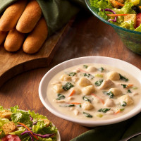 Olive Garden food