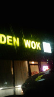 Golden Wok inside