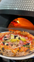 Spuntino Wood Fired Pizzeria food