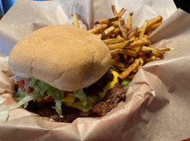 Tay's Burger Shack food