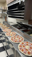 Citti's Pizza Skillman Street food