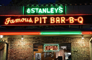 Stanley's Famous Pit Barbecue food