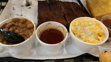 Johnny's Bbq food