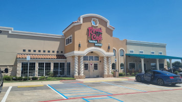 Rosa's Café Tortilla Factory outside