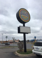 Julio's Burritos outside