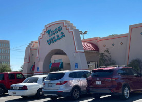 Taco Villa outside