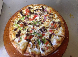 Milano Pizza Hallsville food