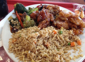 Chinastar Express Grill food