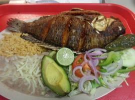 Taqueria El Gallo De Jalisco food