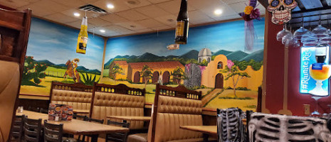 El Tio Mexican inside