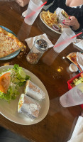 Niki's Pizza food