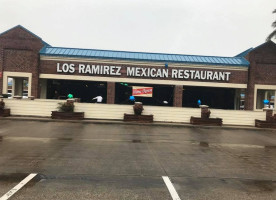Los Ramirez Mexican outside