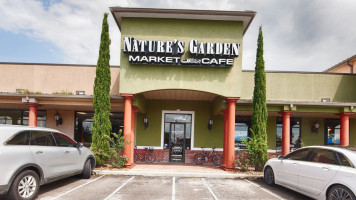 Nature's Garden Market And Cafe outside