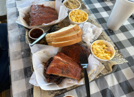 Slap's Bbq food