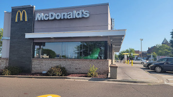 Mcdonald's outside