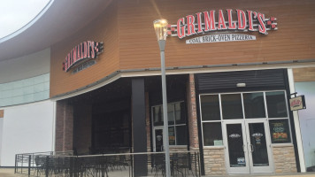 Grimaldi's Pizzeria food