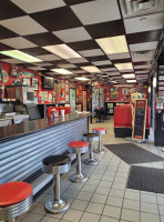 Fenderz Drive-in inside