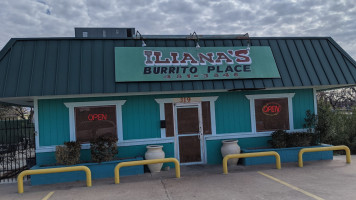 Iliana's Burrito Place outside