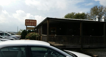 Fat Man's B Que food