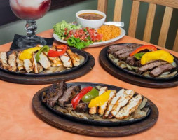 Los Molcajetes food