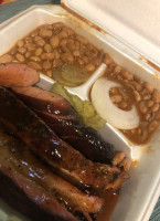 Tanks's -b-que Catering food