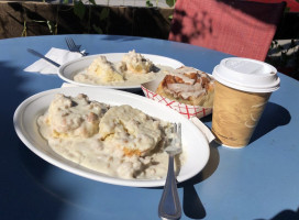 Smithneck Farms Café outside