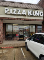 Pizza King outside